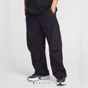 Nike Tech Men's Woven Oversized Pants Straight Leg Stacked Length Black Size XL